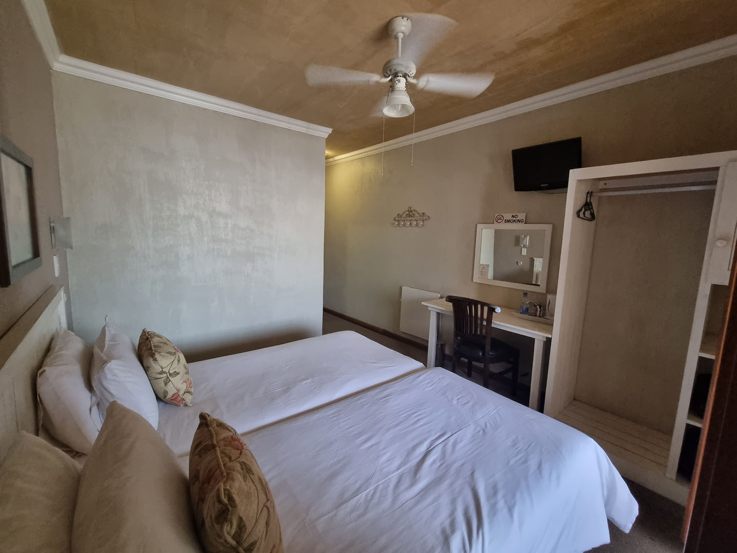 Room 7